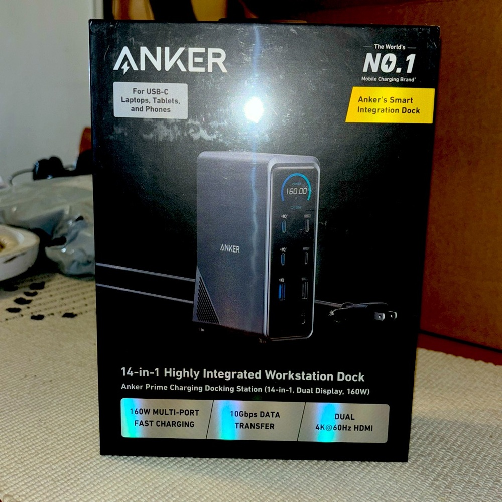 14 in 1 Highly integrated workstation Dock. ANKER SMART INTEGRATION DOCK